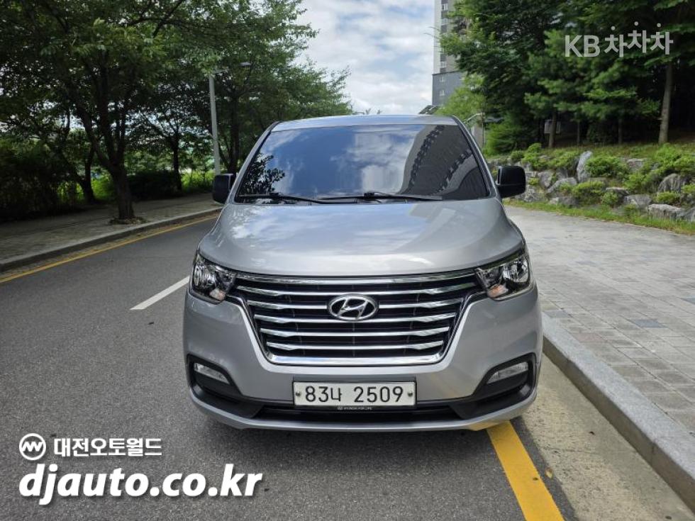 Hyundai Starex — miniaturë 2