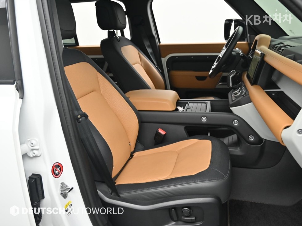 Land Rover Defender — miniaturë 10