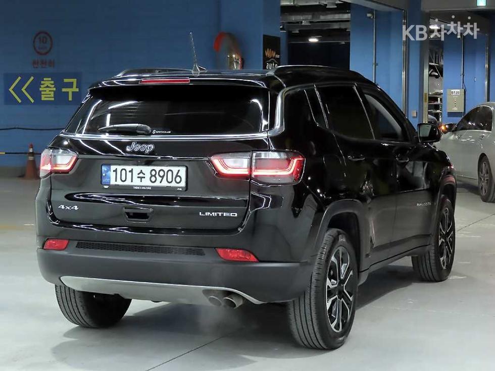 Jeep Compass — miniaturë 4
