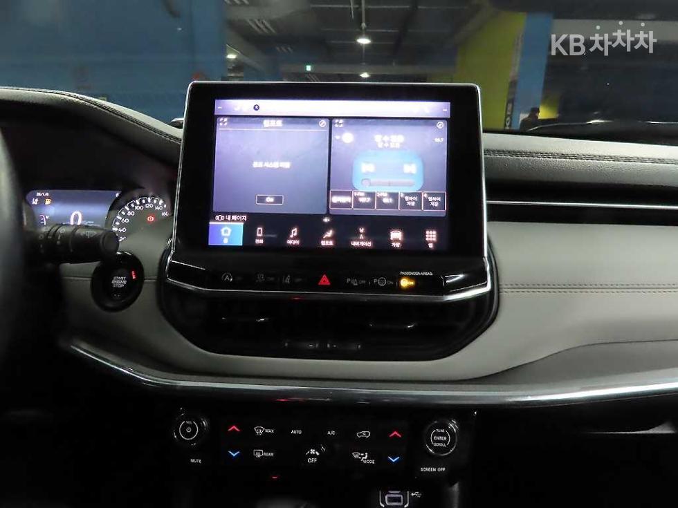 Jeep Compass — miniaturë 11