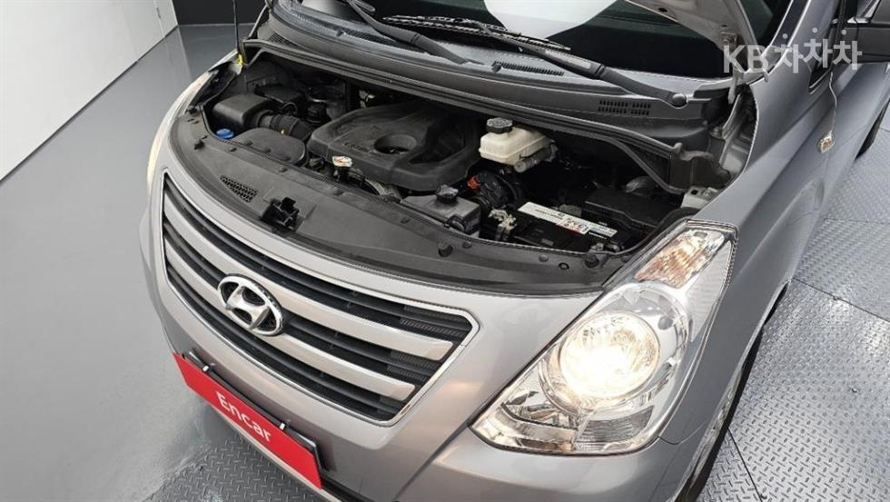 Hyundai Starex — miniaturë 6