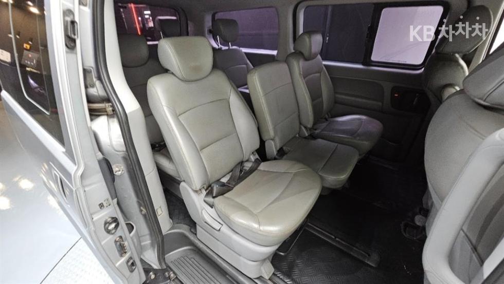 Hyundai Starex — miniaturë 11