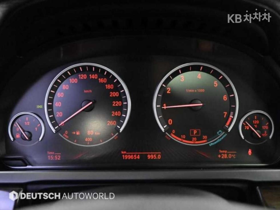 2010 BMW BMW 7 photo