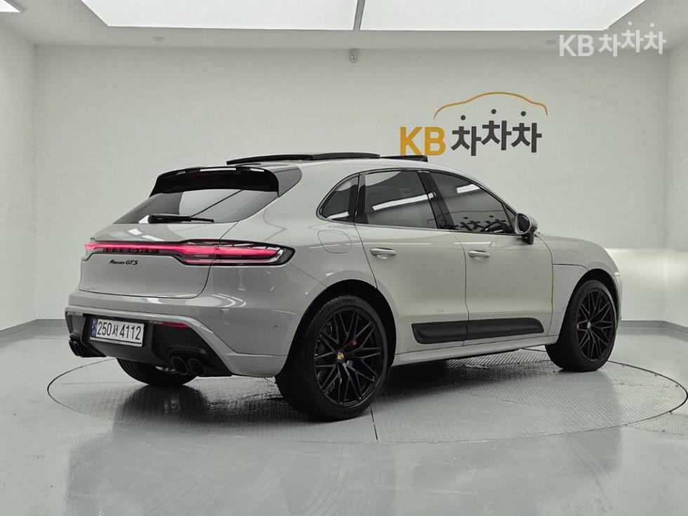 Porsche Macan — miniaturë 4