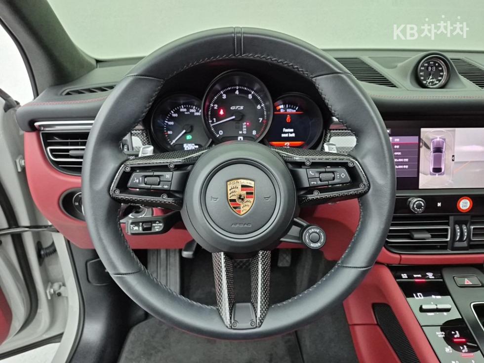 Porsche Macan — miniaturë 9