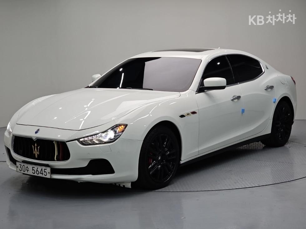 Maserati Гибли