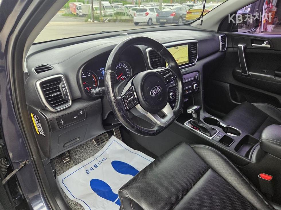 Kia Sportage — miniaturë 13