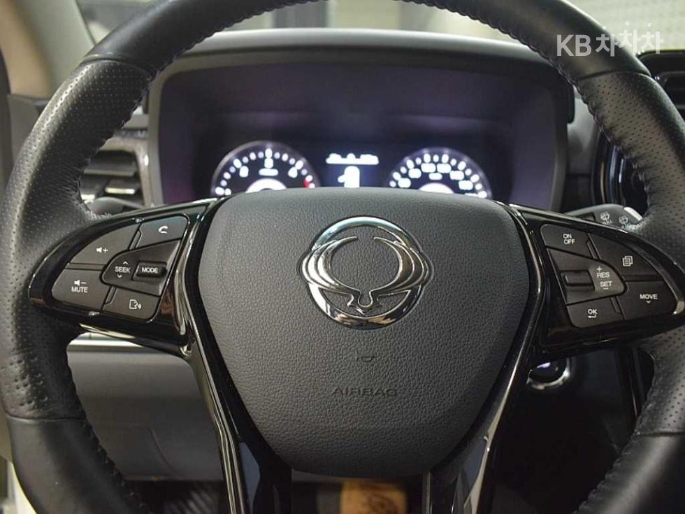 SsangYong Tivoli — miniaturë 11