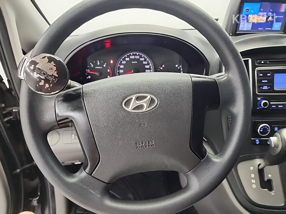 Hyundai Starex — miniaturë 9
