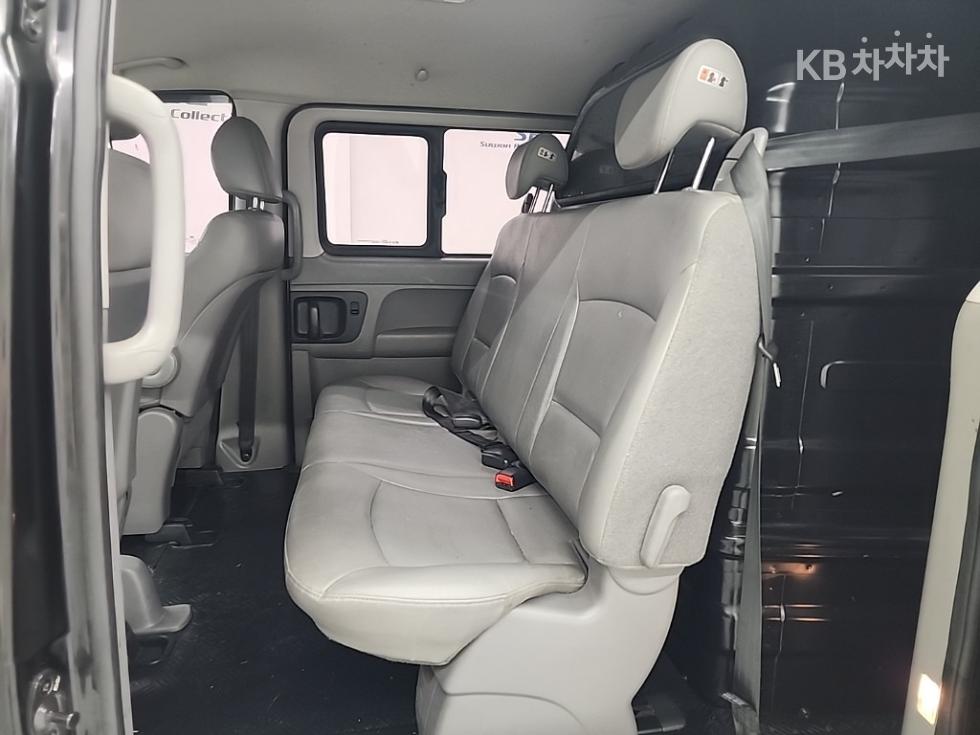 Hyundai Starex — miniaturë 12