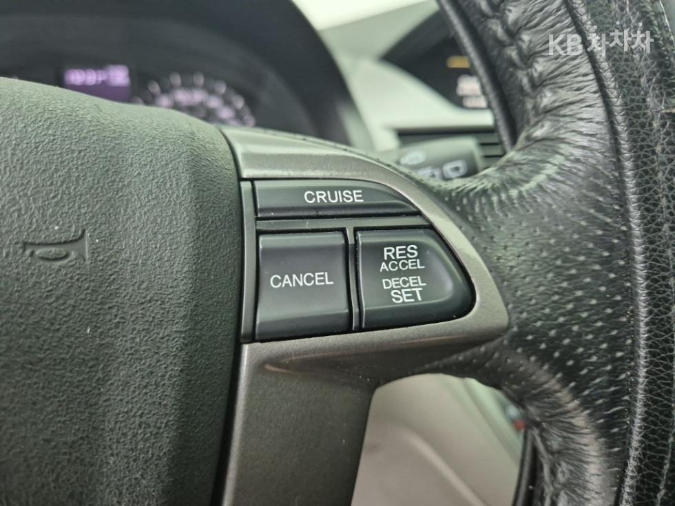 Honda Odyssey — miniaturë 16