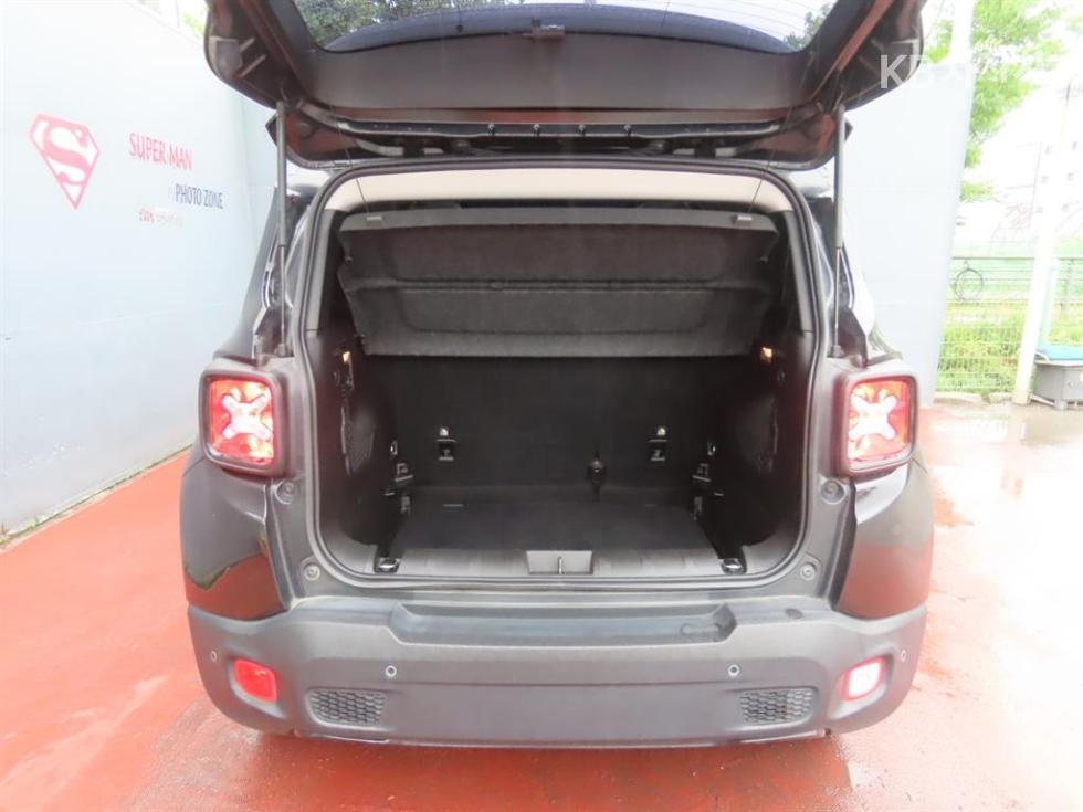 Jeep Renegade — miniaturë 5