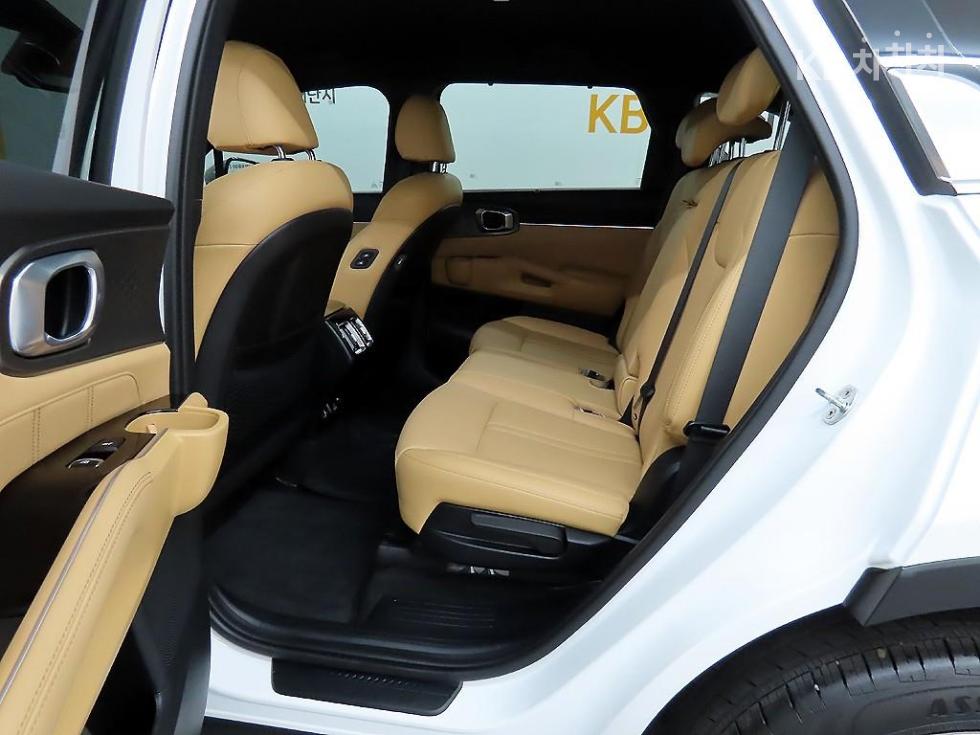 Kia Sorento — miniaturë 6