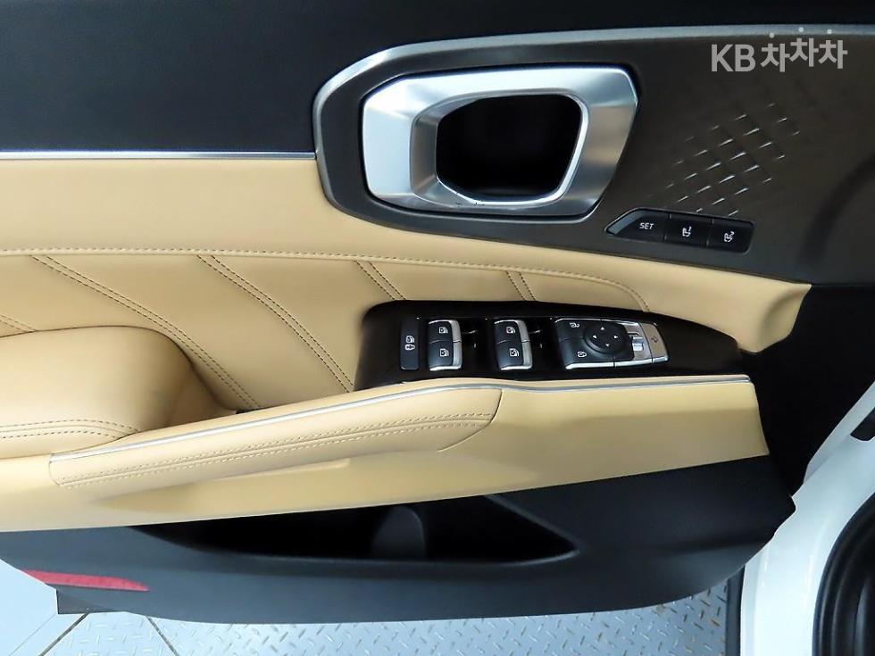Kia Sorento — miniaturë 11