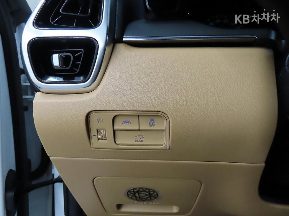 Kia Sorento — miniaturë 13