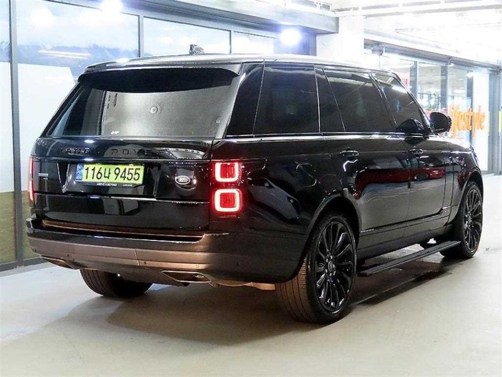 2021 Land Rover Used Car photo