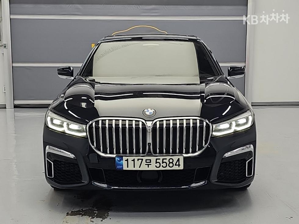 2021 BMW BMW 7 (G11) photo