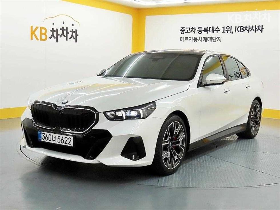 BMW 5er — miniaturë 2