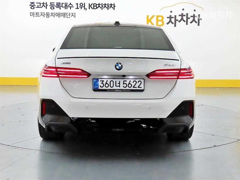 BMW 5er — miniaturë 3