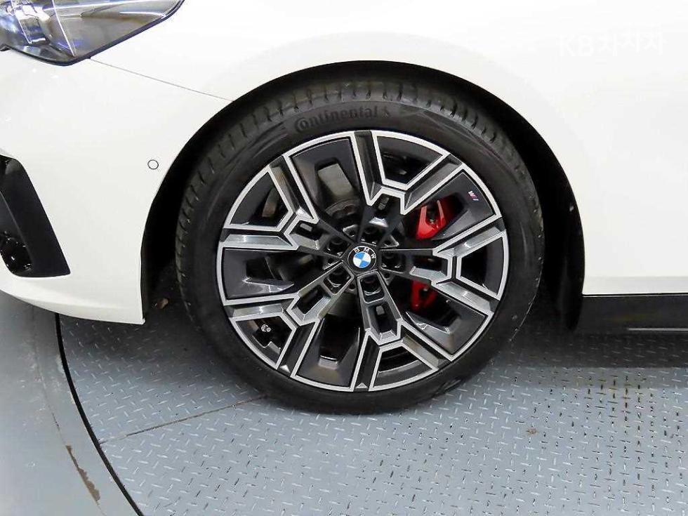 BMW 5er — miniaturë 20