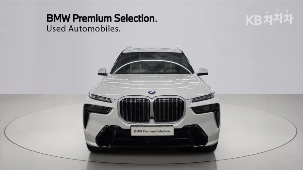 BMW X7 — miniaturë 3