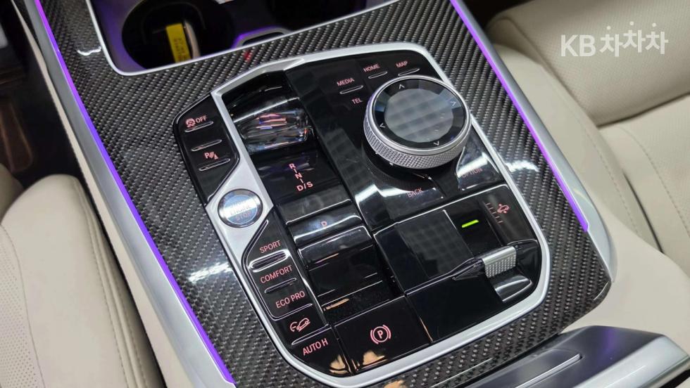 BMW X7 — miniaturë 9