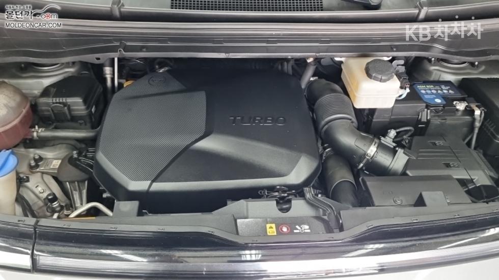 Hyundai Staria — miniaturë 8