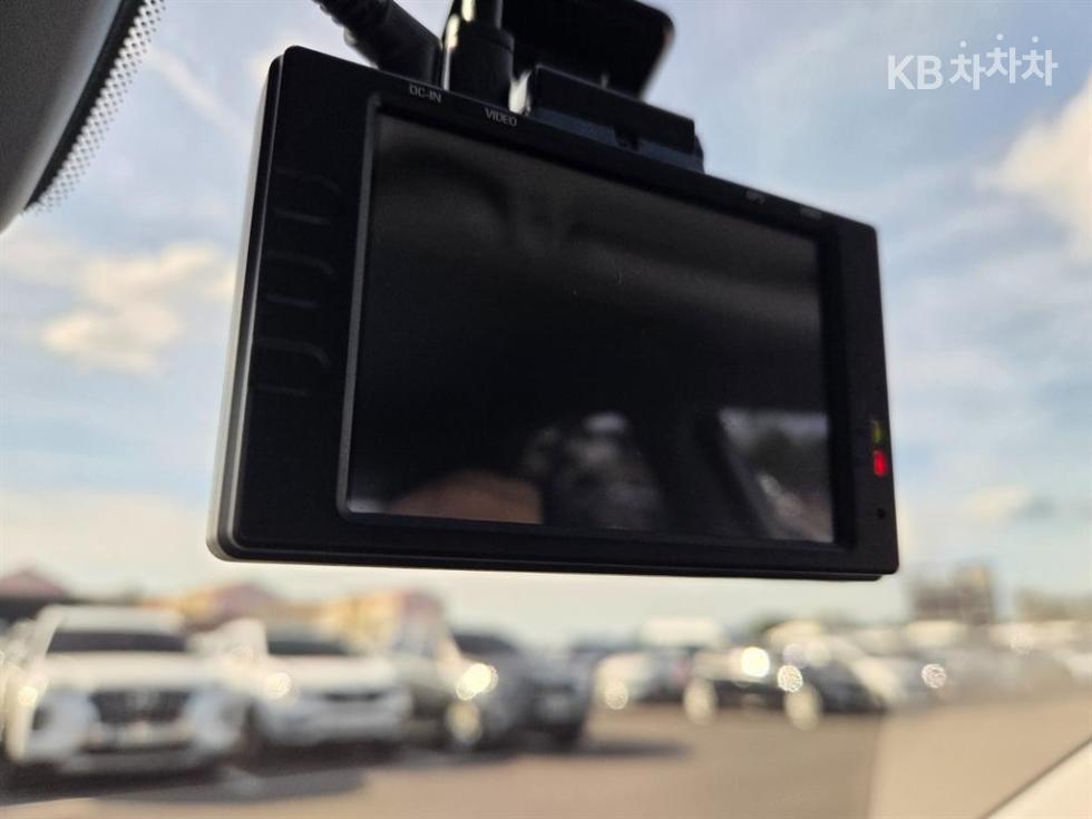 Hyundai Kona — miniaturë 15
