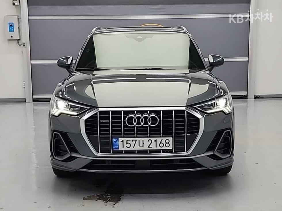 2022 Audi The New Q3(F3) photo
