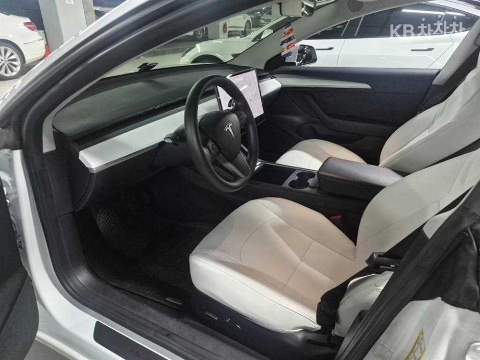 테슬라 모델 3 2022년식 테슬라 Model 3 Long Range
