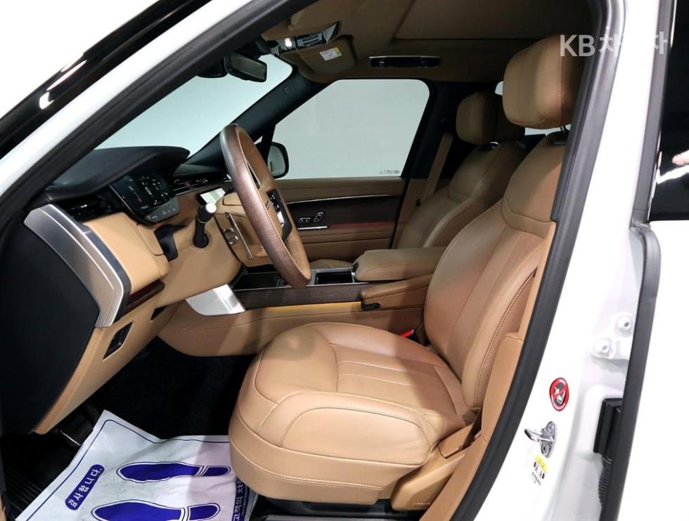 Land Rover Range Rover — miniaturë 9