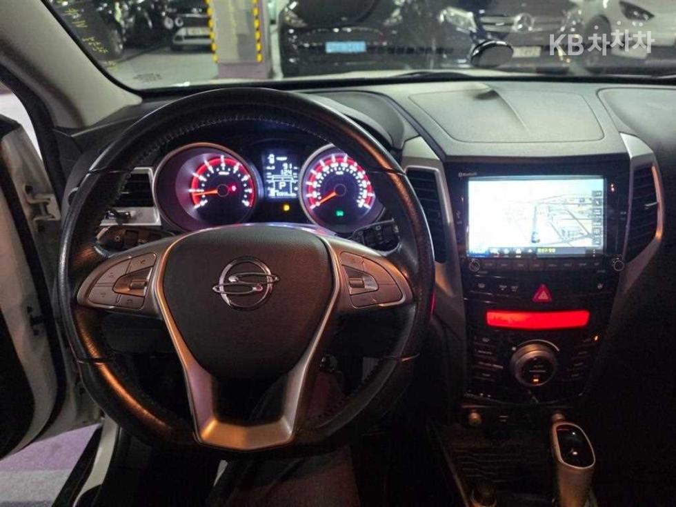 SsangYong Tivoli — miniaturë 6