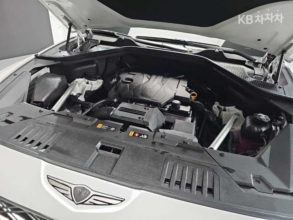 2024 Genesis GV80 photo