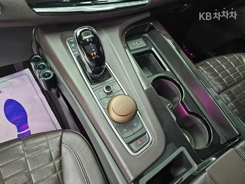 2021 Cadillac ESCALADE(5) photo
