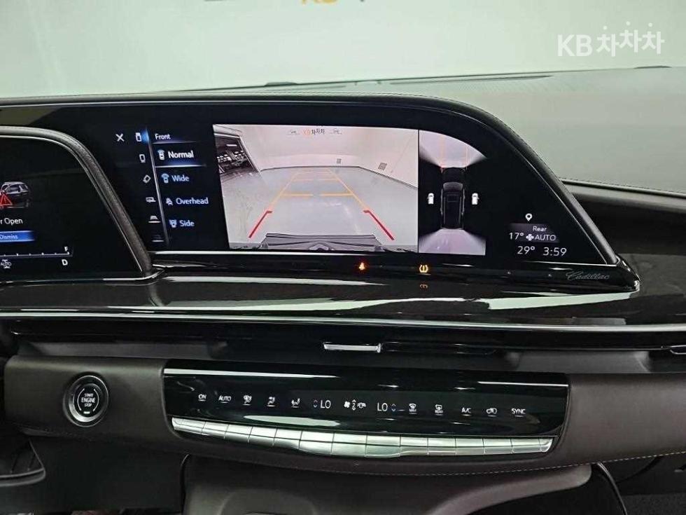 2021 Cadillac ESCALADE(5) photo