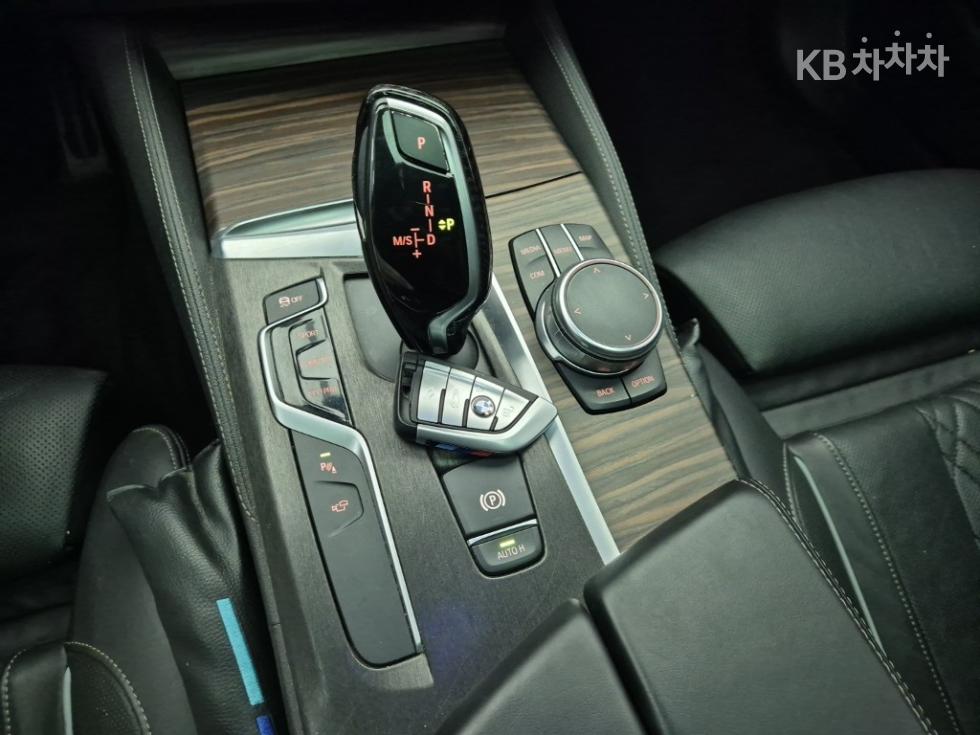 BMW 5er — miniaturë 8