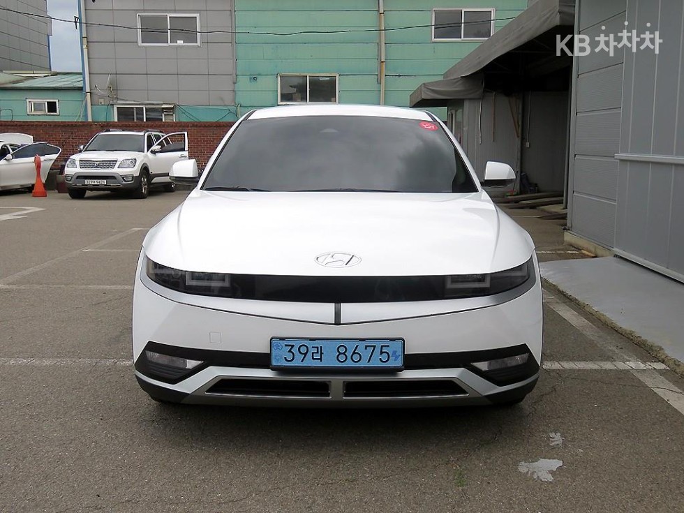 Hyundai IONIQ 5 — miniaturë 2