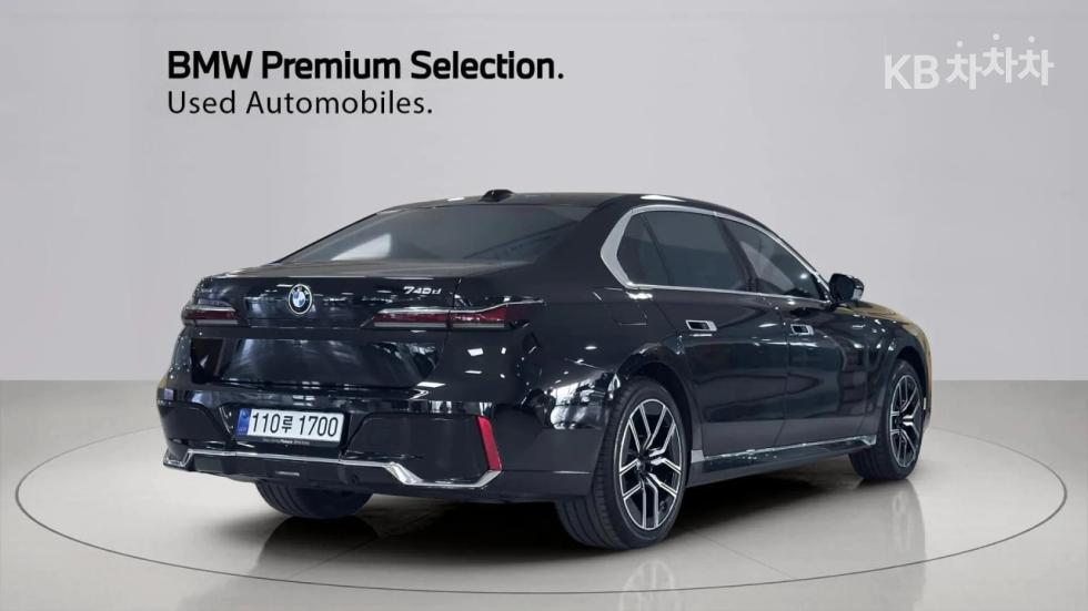 BMW 7er — miniaturë 2