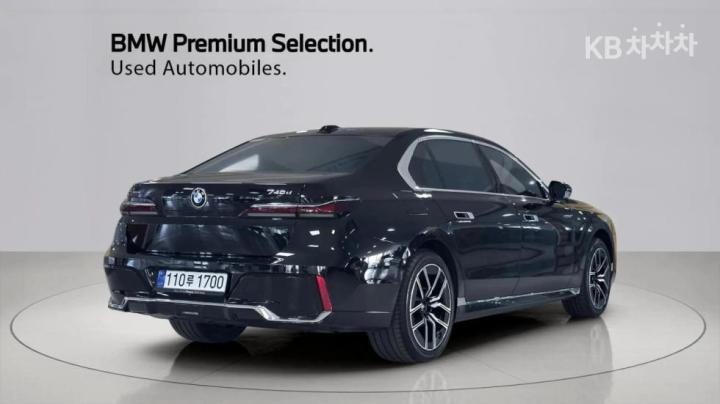 BMW 7er — miniaturë 2