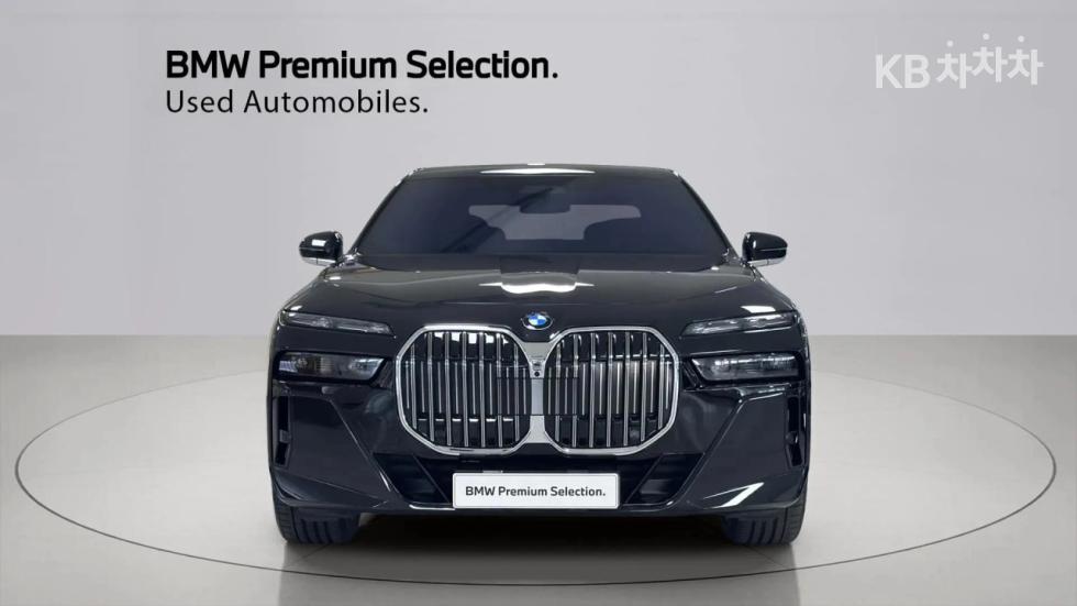 BMW 7er — miniaturë 3