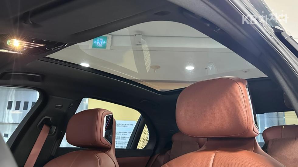 BMW 7er — miniaturë 19
