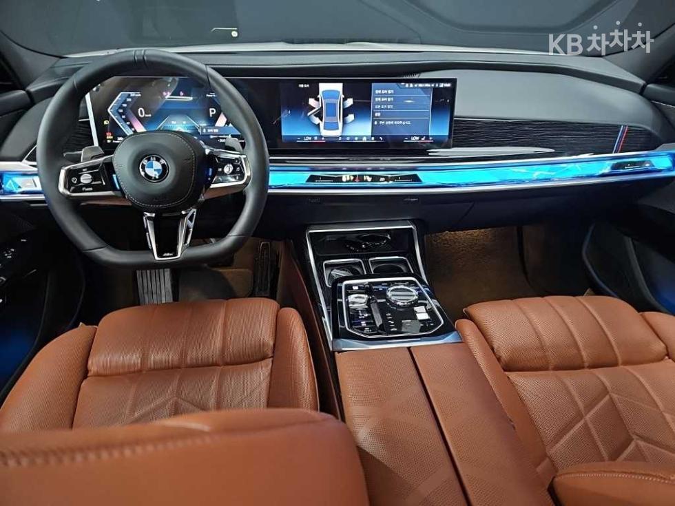 BMW 7er — miniaturë 7