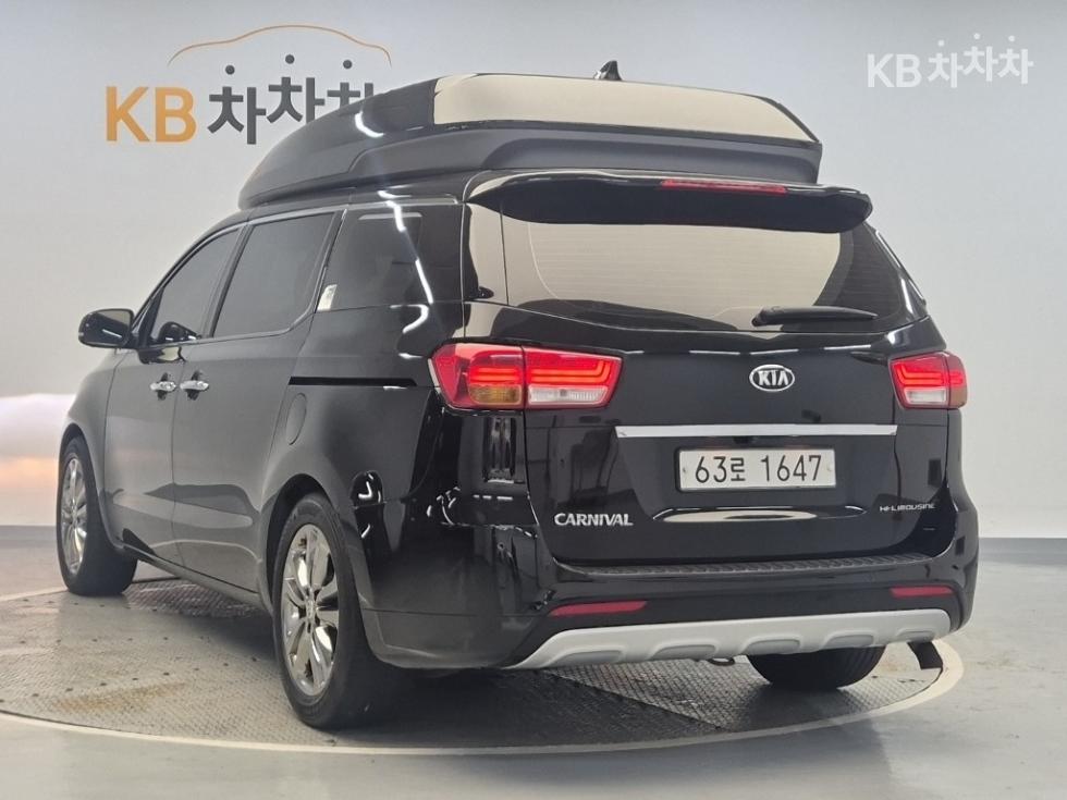 Kia Carnival — miniaturë 2