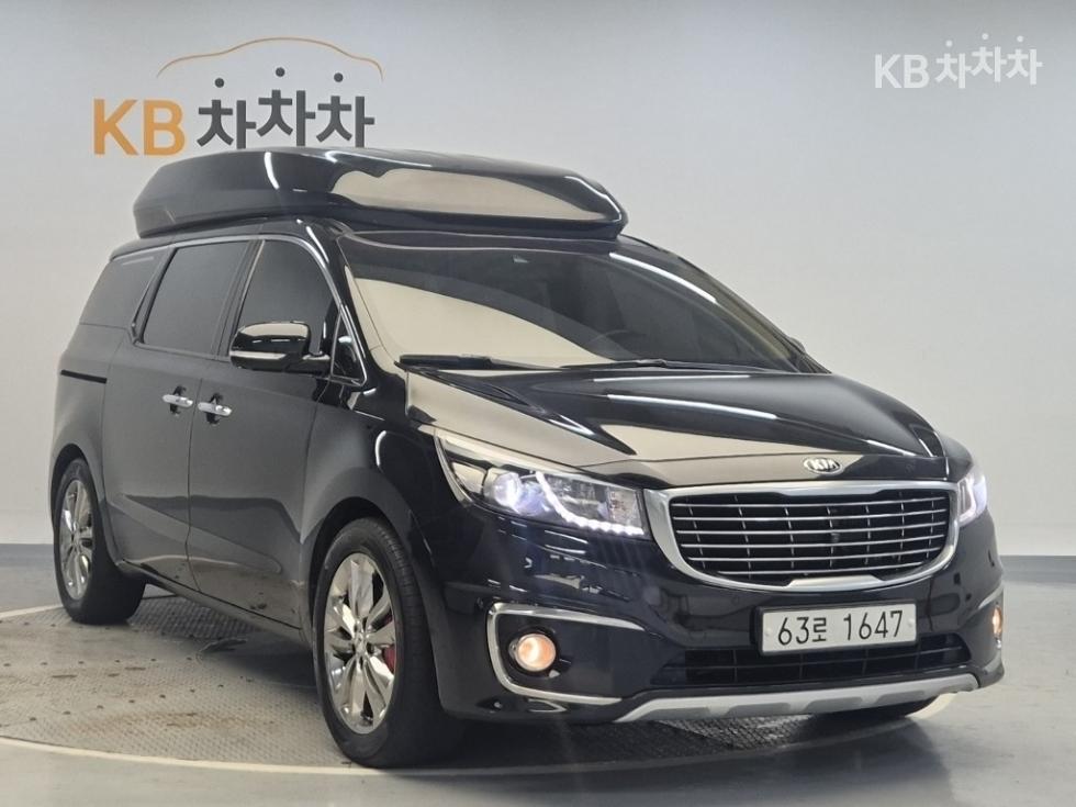 Kia Carnival — miniaturë 4