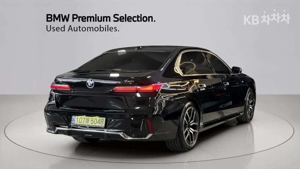 BMW 7er — miniaturë 2