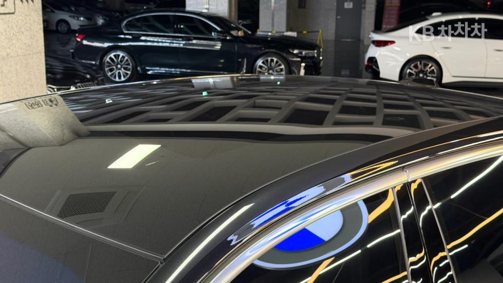 BMW 7er — miniaturë 12