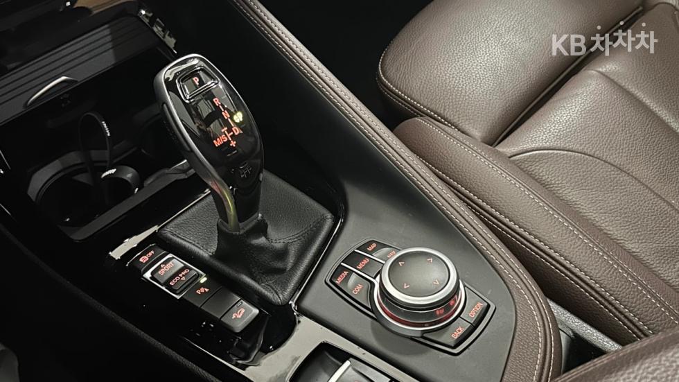 BMW X1 — miniaturë 9