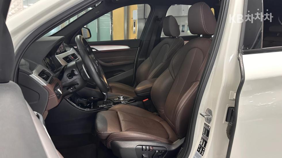 BMW X1 — miniaturë 10