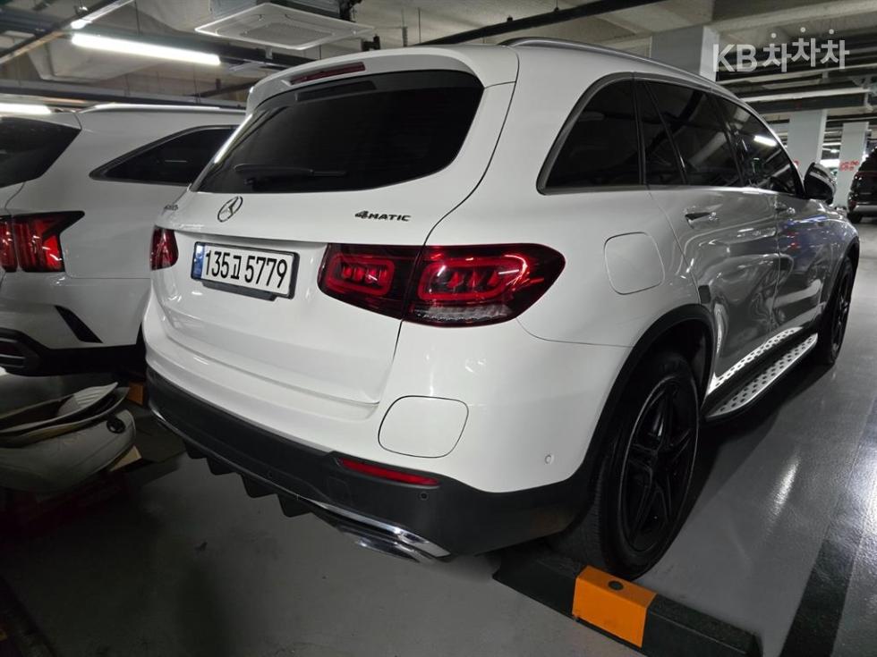 Mercedes-Benz GLC — miniaturë 3
