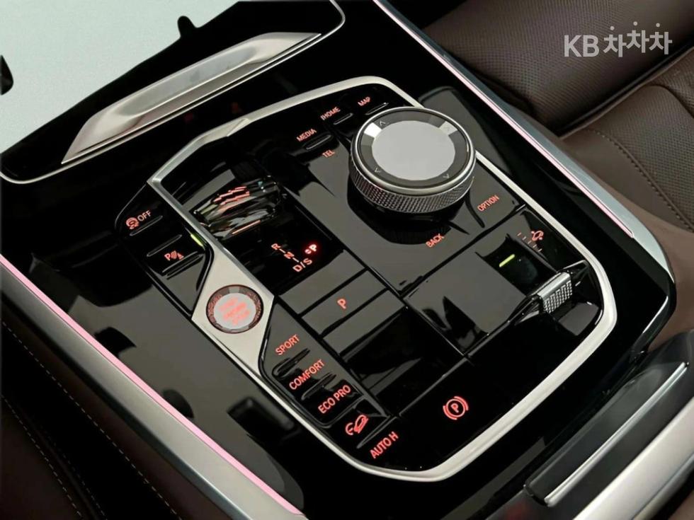 BMW X5 — miniaturë 8